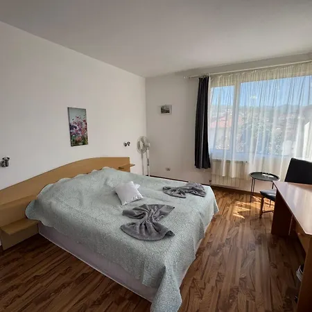 Hotell семеен вит 2*